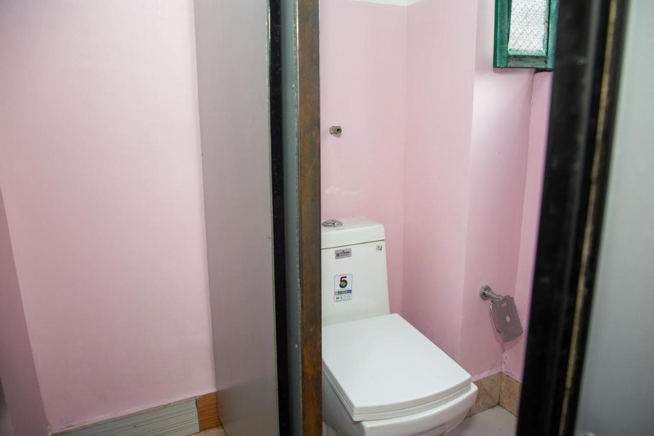 קטמנדו Trekkers Hostel מראה חיצוני תמונה