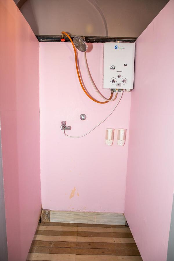 קטמנדו Trekkers Hostel מראה חיצוני תמונה