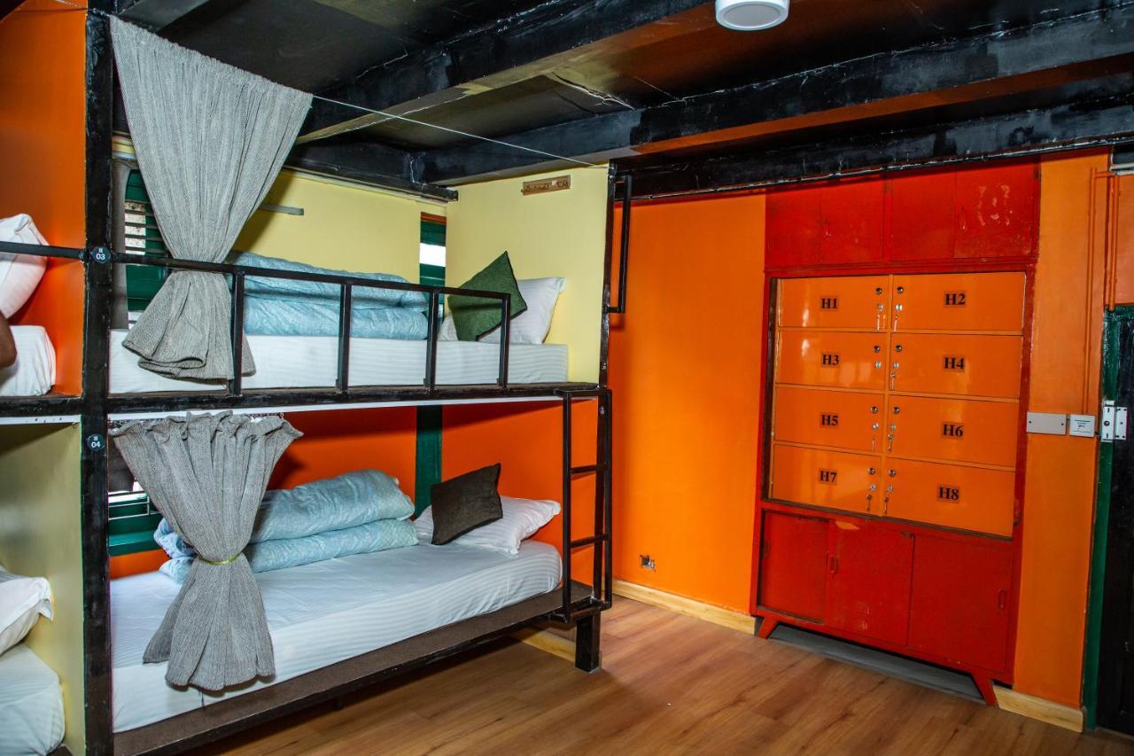 קטמנדו Trekkers Hostel מראה חיצוני תמונה