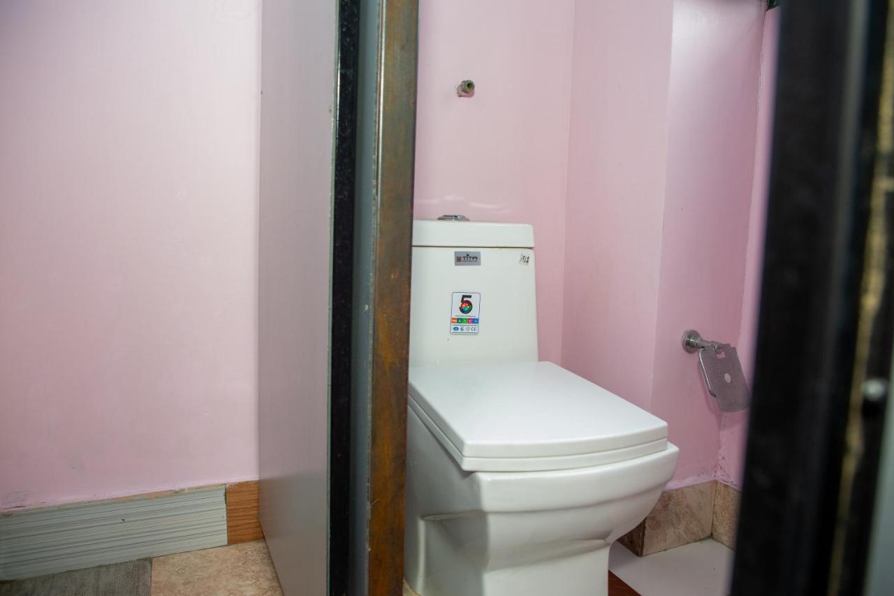קטמנדו Trekkers Hostel מראה חיצוני תמונה