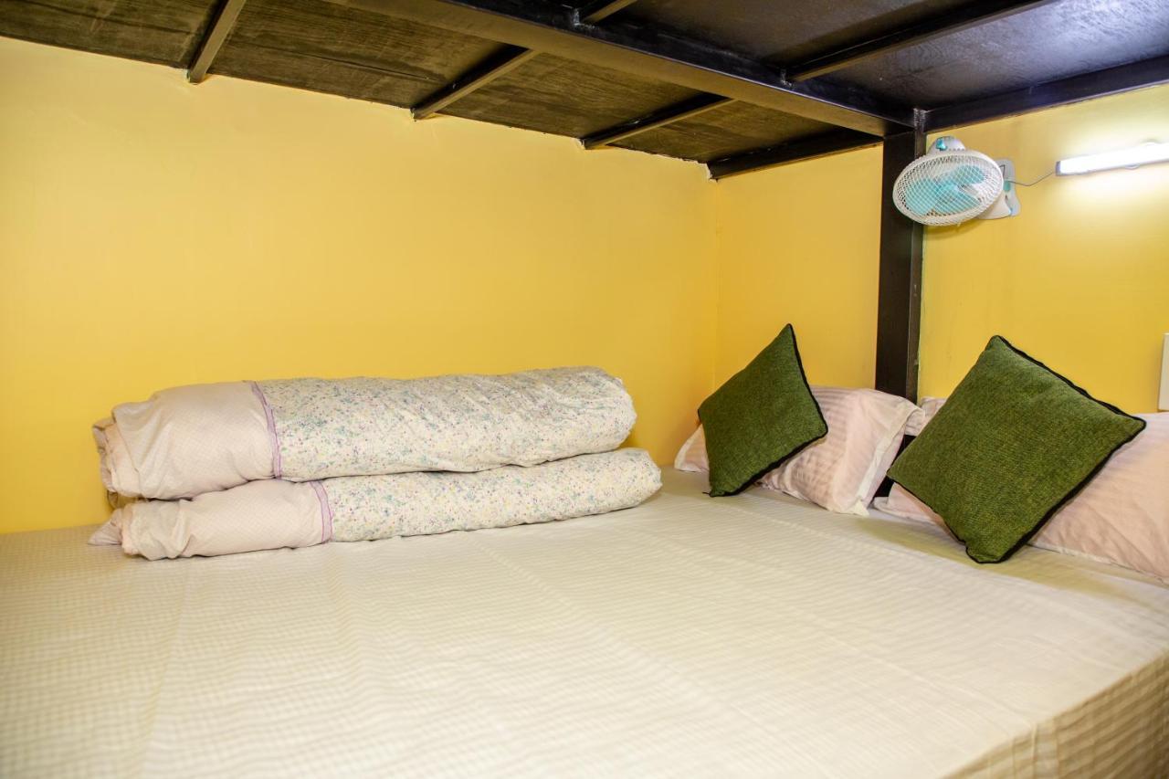 קטמנדו Trekkers Hostel מראה חיצוני תמונה